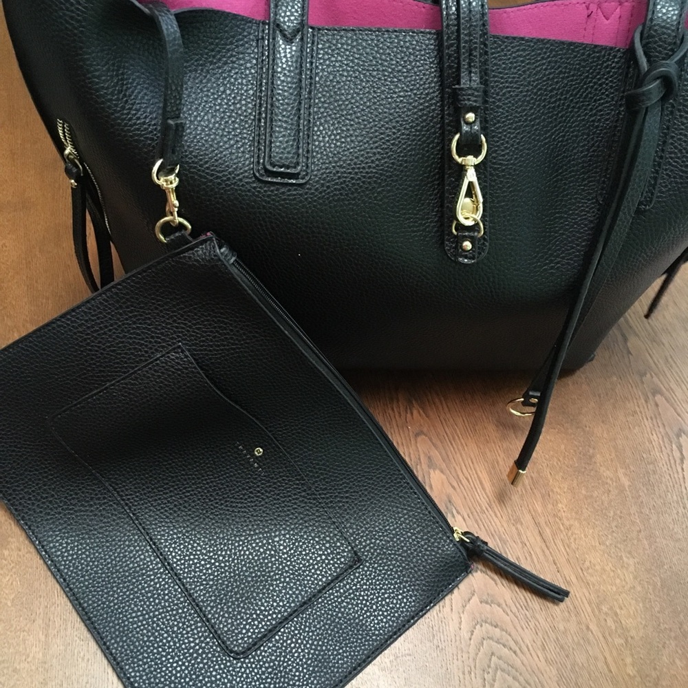 Travanti Leather Bag/work tote/w/matching smaller purse. Lined in contrast pink.